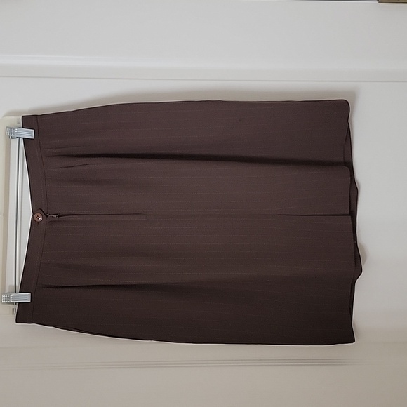 Kasper Size 12P Brown with Light Gray Stripe Pencil Skirt, Gently Used Condition - Picture 4 of 12